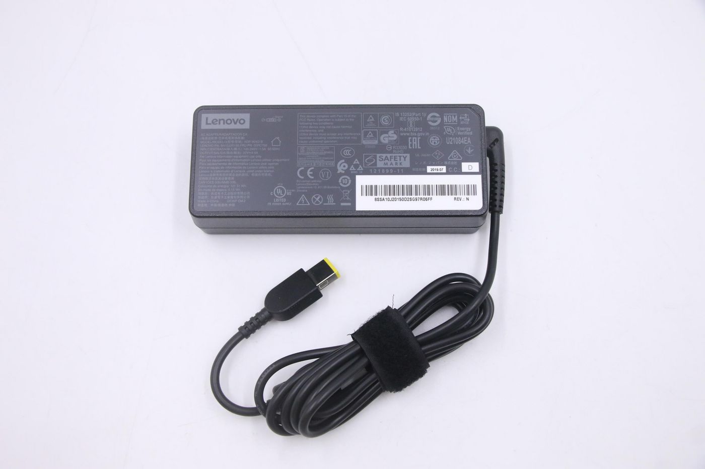 Lenovo AC Adapter 20V 4.5A 90W includes power cable