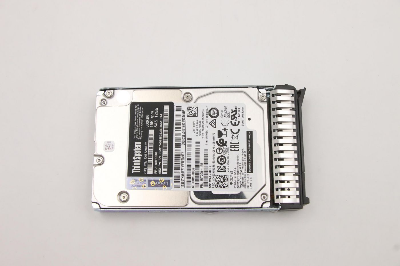 Lenovo Hard drive - 300 GB -