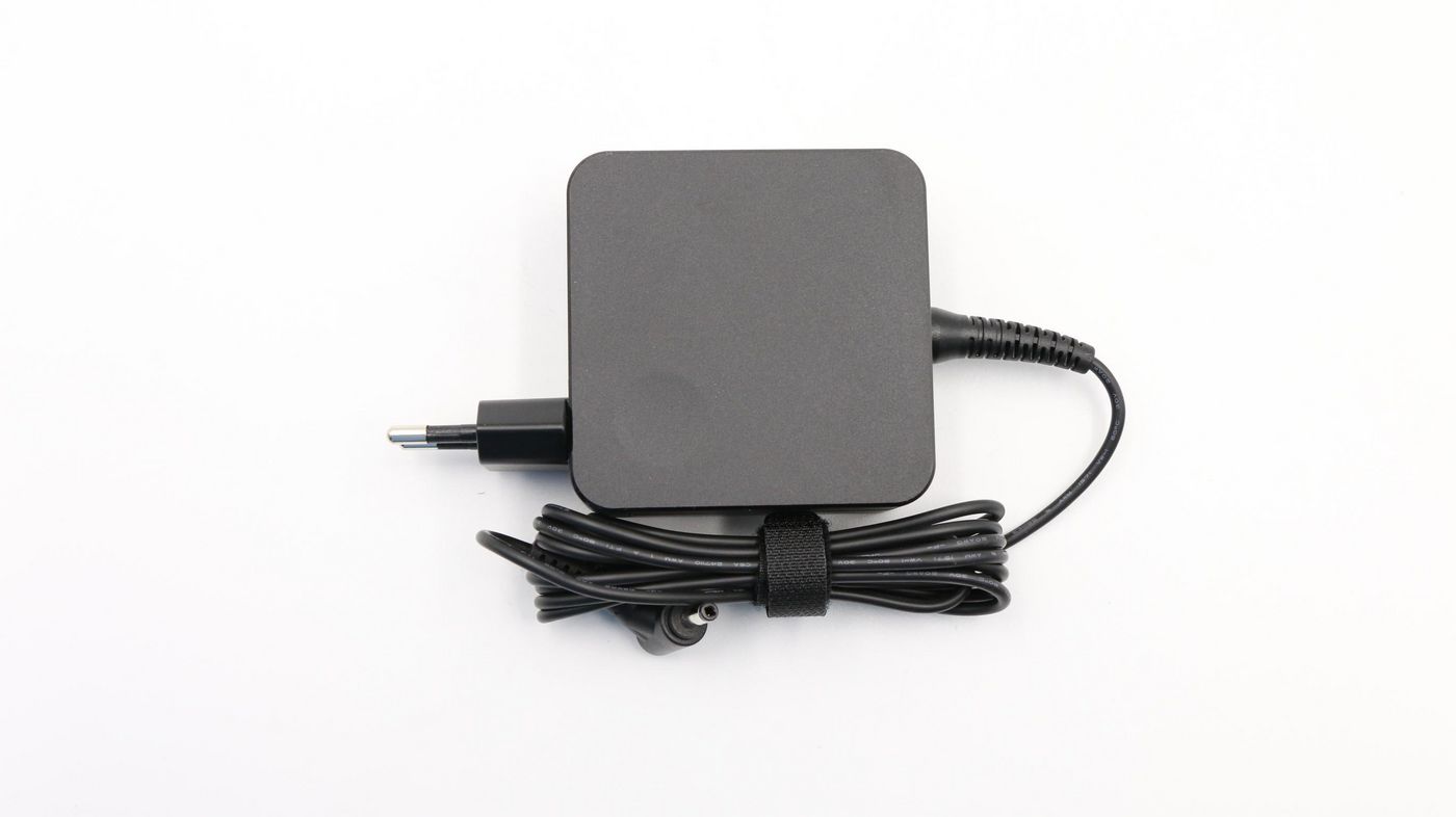 Lenovo AC Adapter 20V 65W includes power cable