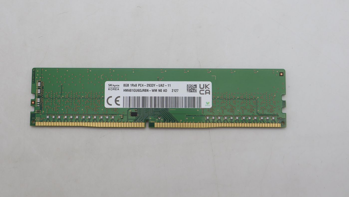 Lenovo 8GB DDR4 UDIMM memory module,