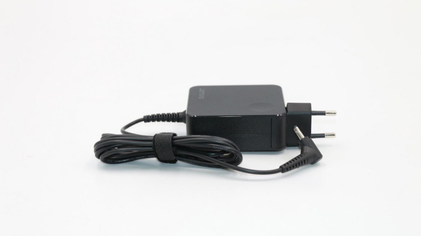 Lenovo AC Adapter 20V 65W includes power cable