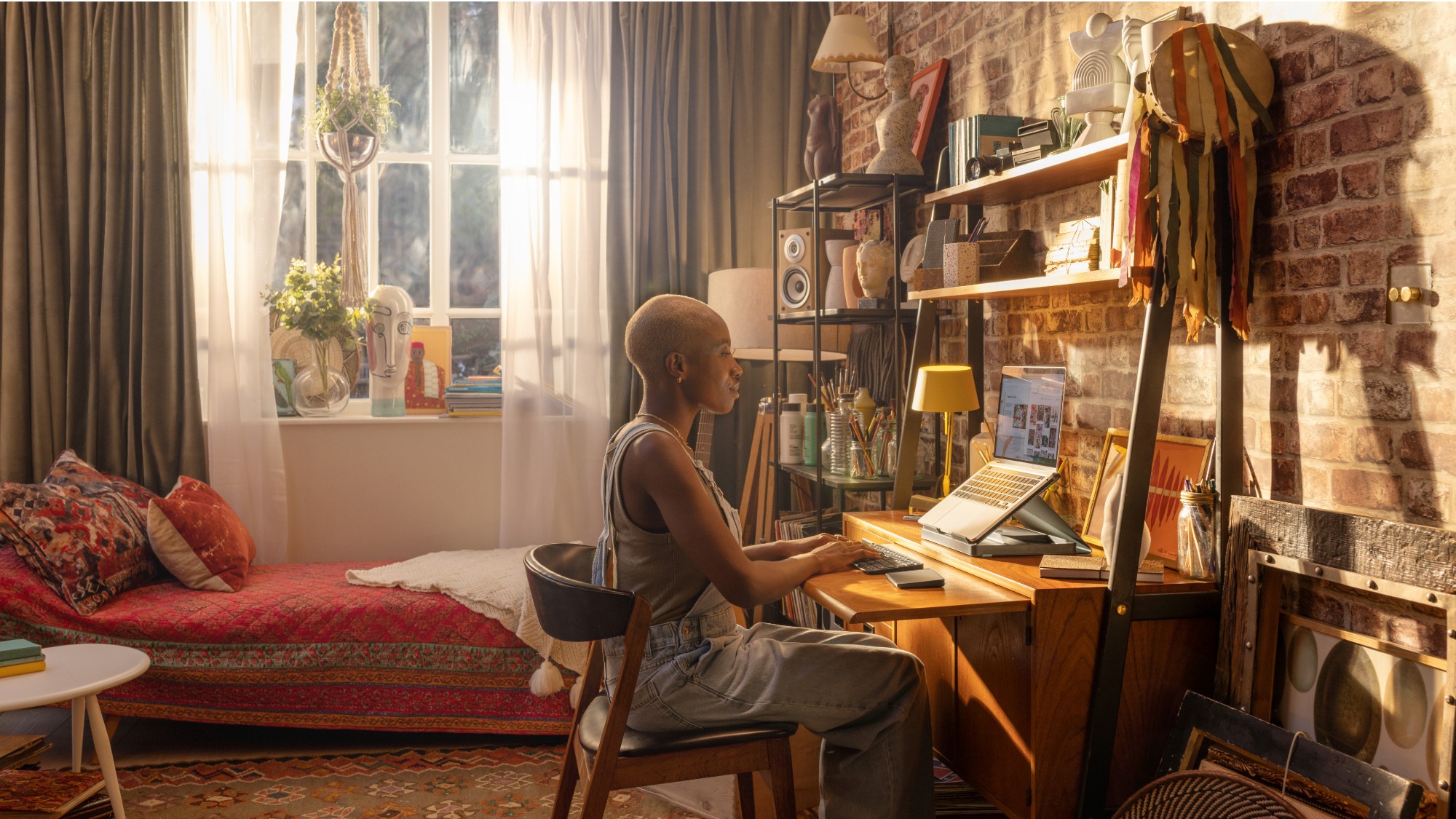 Logitech 920-011239 mobile device keyboard QWERTY UK English Bluetooth Grey